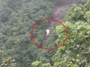 Maharashtra:33 killed as bus plunges into 500-feet-deep gorge in Raigad