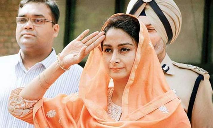 'Working tirelessly to make India a hub for food processing,' PM wishes Harsimrat Badal on her birthday