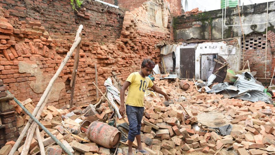 4 killed, 200 houses damaged after rains lash Uttar Pradesh