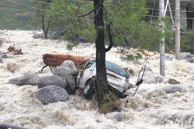 After 36 hours, Traffic on Chandigarh-Manali Highway Resumes