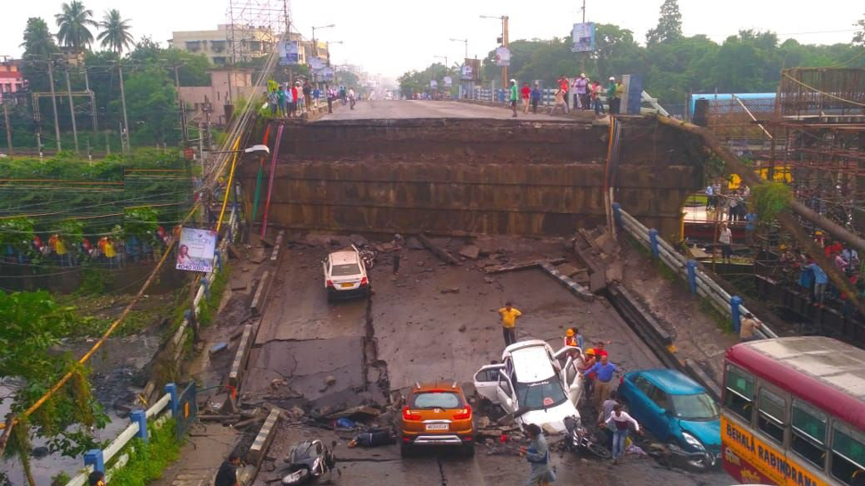 Portion of bridge collapses in Kolkata's Majerhat, Mamata orders probe