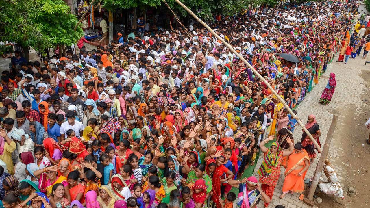 Lakhs pay obeisance at temples in Mathura on Janmashtami amid tight security