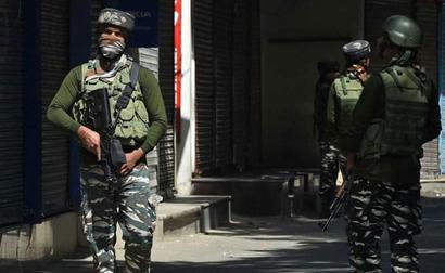 40 Kashmir Cops Resigned after Hizbul’s  