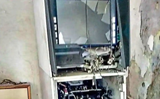 Haryana: Man blows up ATM, flees with Rs 3 lakh