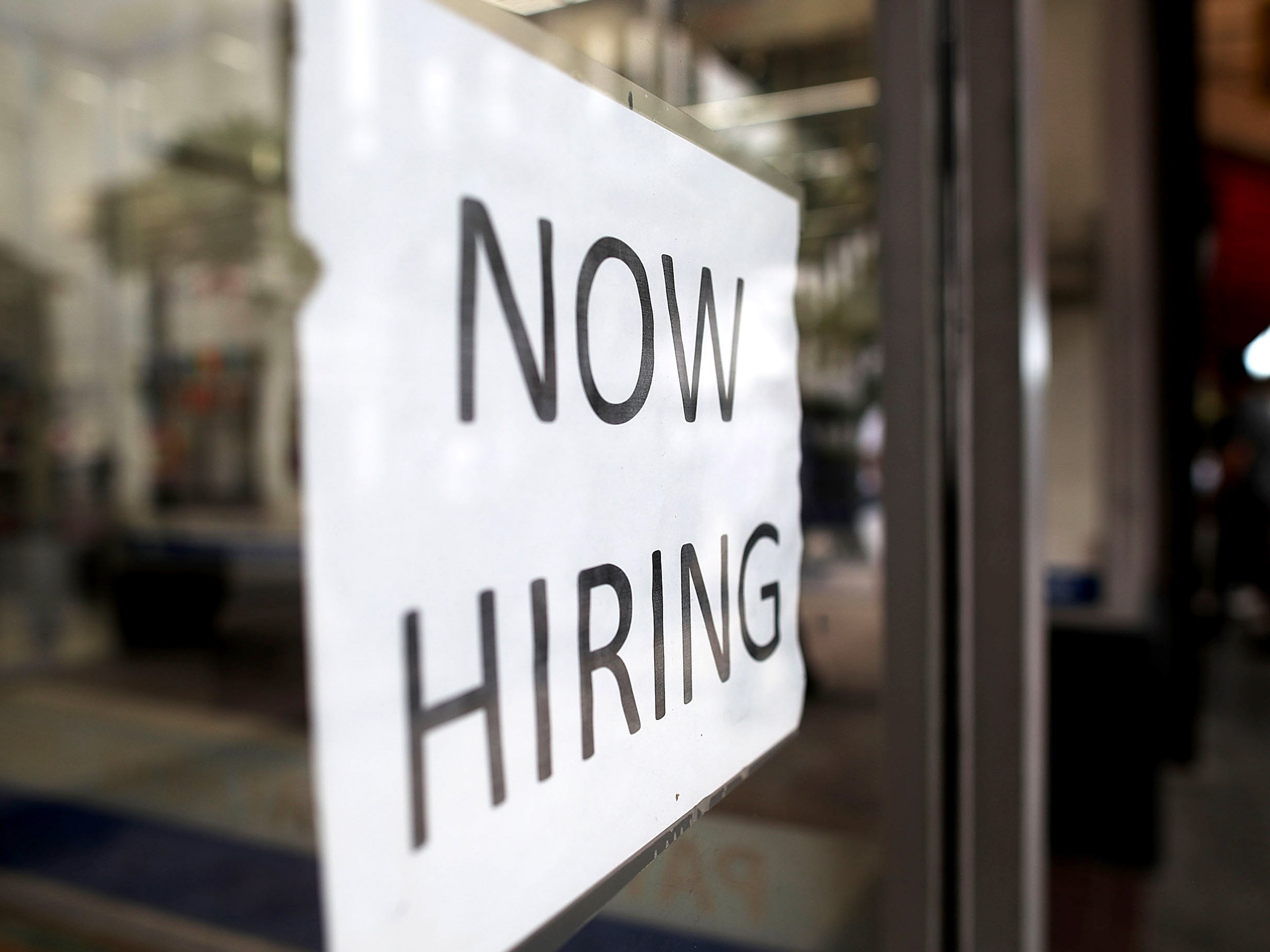 US: 201,000 jobs added in Aug, unemployment at 3.9%