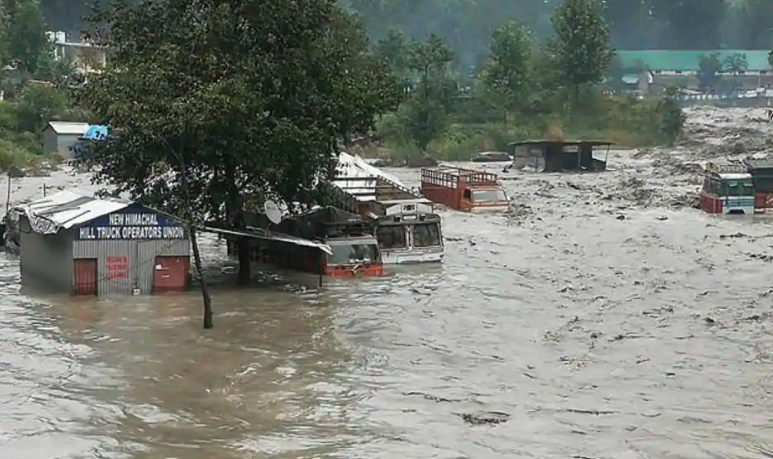 Heavy Rainfall: Chandigarh-Manali, Jammu-Srinagar highways blocked