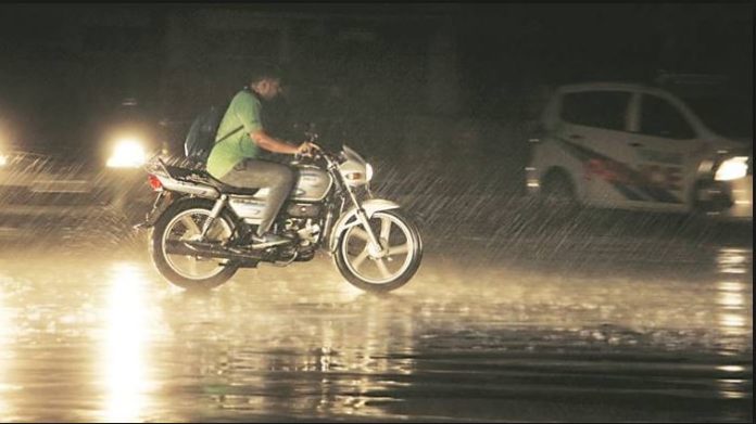Weather Alert! Light rainfall to hit Punjab from Oct 17th to 19th