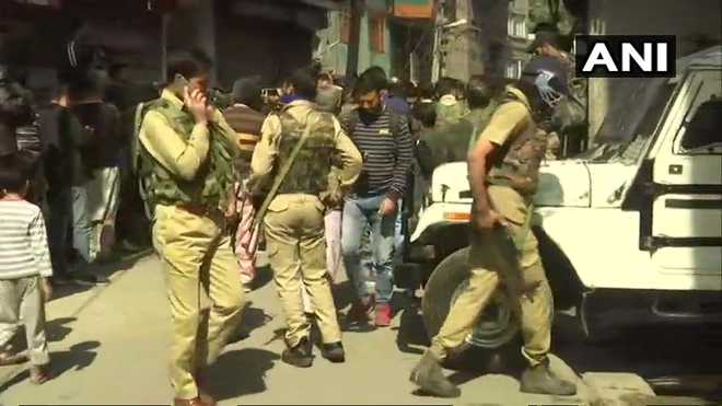 Kashmir: 2 political workers shot dead two days ahead of local polls