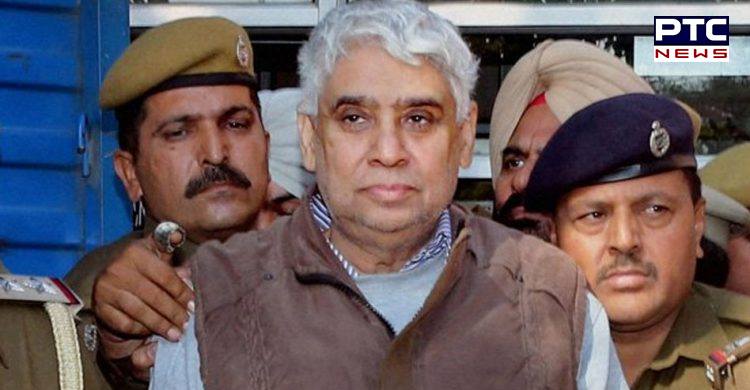 'Godman' Rampal convicted in two murder cases