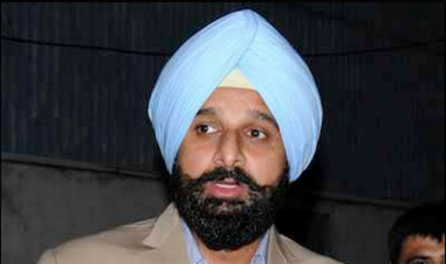 Majithia lambasts the congress party for protecting the murderers  of innocent Sikhs killed in the biggest 