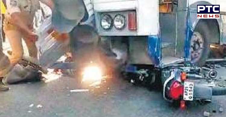 Two killed after being run over by bus in Uttar Pradesh