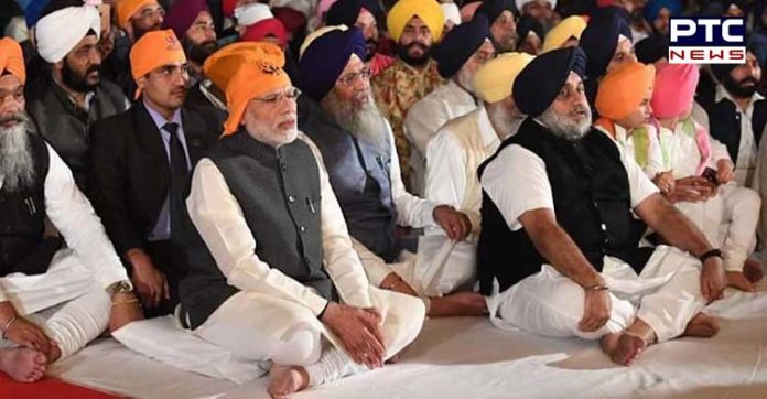 ਸੁਖਬੀਰ ਬਾਦਲ ਅਤੇ ਹਰਸਿਮਰਤ ਕੌਰ ਬਾਦਲ ਨੇ ਆਪਣੀ ਦੀ ਰਿਹਾਇਸ਼ 'ਤੇ ਕੀਰਤਨ ਦਰਬਾਰ 'ਚ ਹਾਜ਼ਰੀ ਭਰਨ ਆਏ ਪ੍ਰਧਾਨ ਮੰਤਰੀ ਨਰਿੰਦਰ ਮੋਦੀ ਤੇ ਹੋਰ ਨੇਤਾਵਾਂ ਦਾ ਕੀਤਾ ਧੰਨਵਾਦ Sukhbir Badal and Harsimrat Kaur Badal Delhi Accommodation Kirtan Darbar