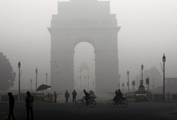 Delhi feels the chill as temperature dips to 4 deg C again