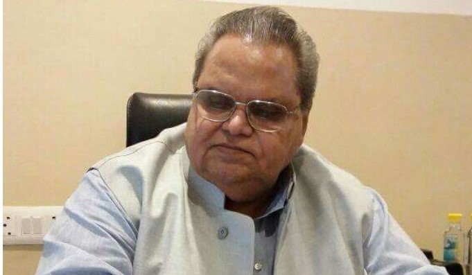 JK guv orders probe into Pulwama incident, appeals people to keep off encounter sites