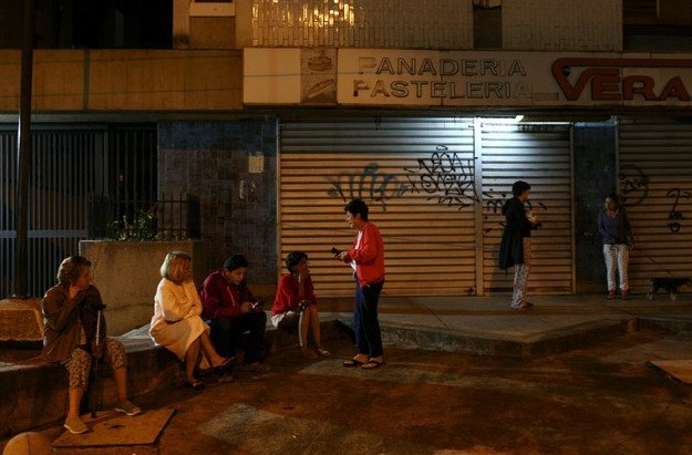 Strong 5.5 earthquake rattles Venezuela before dawn; people flee
