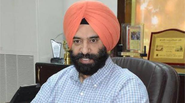 Manjinder Singh Sirsa offers checking of accounts to all members