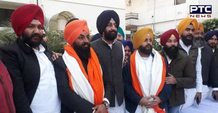 ਯੂਥ ਅਕਾਲੀ ਦਲ ਦੇ ਮਾਝਾ ਜੋਨ ਪ੍ਰਧਾਨ ਰਵੀਕਰਨ ਕਾਹਲੋਂ ਨੇ ਜਸਪ੍ਰੀਤ ਸਿੰਘ ਰਾਣਾ ਨੂੰ ਪਠਾਨਕੋਟ ਦਿਹਾਤੀ ਅਤੇ ਰਮਨਦੀਪ ਸਿੰਘ ਸੰਧੂ ਗੁਰਦਾਸਪੁਰ ਦਿਹਾਤੀ ਦਾ ਪ੍ਰਧਾਨ ਕੀਤਾ ਨਿਯੁਕਤ Youth Akali Dal Jaspreet Singh Rana Pathankot Rural And Ramandeep Singh Sandhu Gurdaspur Rural President Appointed