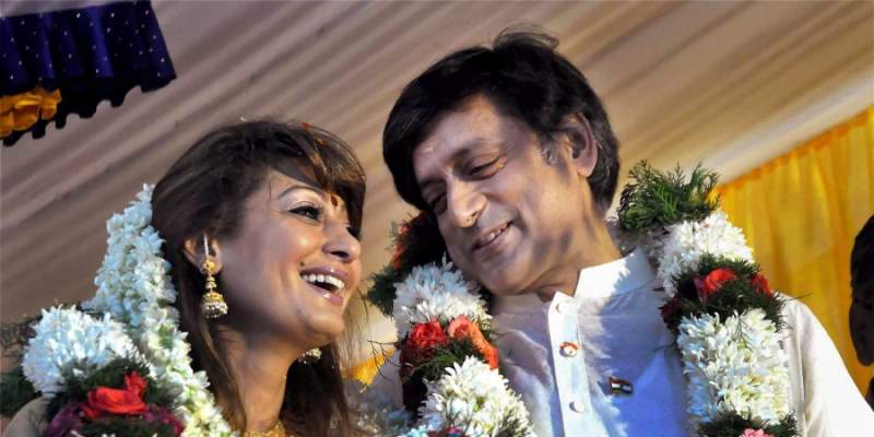 Court sends Sunanda death case against Shashi Tharoor to Sessions court