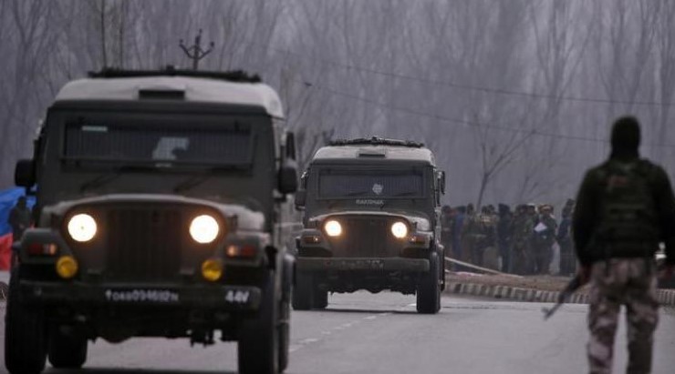 Curfew continues in Jammu for second day, Army presence stepped up