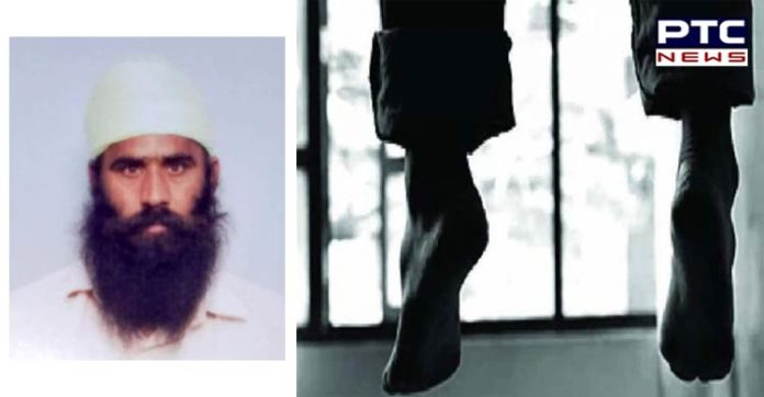 ਤਰਨਤਾਰਨ : ਕਰਜ਼ੇ ਤੋਂ ਤੰਗ ਆ ਕੇ ਕਿਸਾਨ ਨੇ ਪੱਖੇ ਨਾਲ ਫਾਹਾ ਲੈ ਕੇ ਜੀਵਨ ਲੀਲ੍ਹਾ ਕੀਤੀ ਸਮਾਪਤ TarnTaran Loan Tight farmer fan hanging Suicide