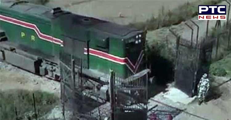 Pakistan suspends Samjhauta Express train service