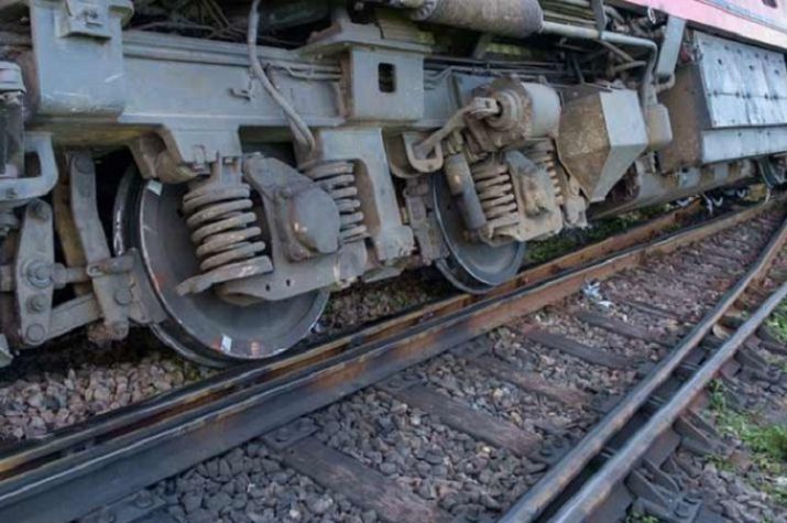 Himalayan Queen train derails near Panipat