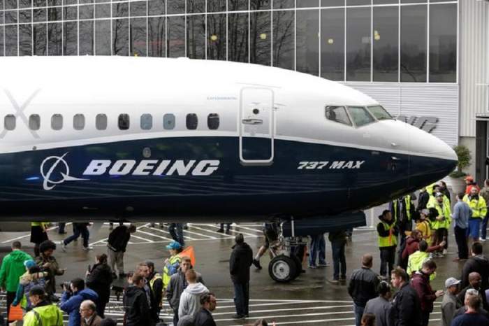 India bans Boeing 737 Max 8 planes after Ethiopian Airlines crash