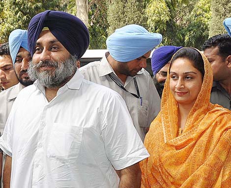 SAD announces Harsimrat Kaur Badal as Bathinda Candidate and Sukhbir Singh Badal as Ferozepur Candidate