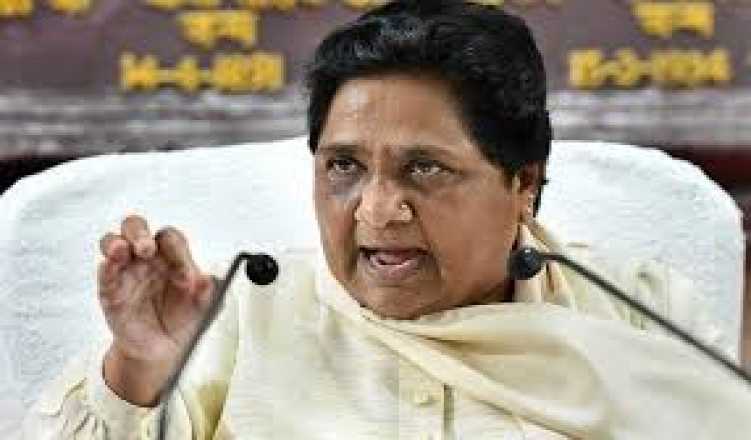 SC refuses to entertain plea by Mayawati against EC ban for communal speech