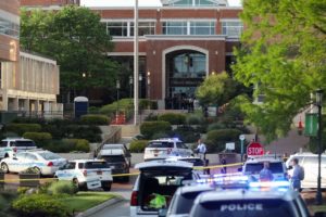U.S. North Carolina University campus shooting 2 dead, 4 injured