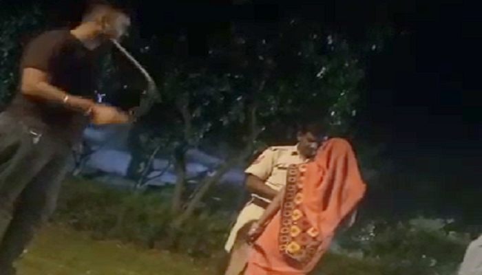 थाने के अंदर से पुलिसवालों की 'करतूत' आई बाहर, महिला को बैल्ट से बर्बरतापूर्वक पीटा