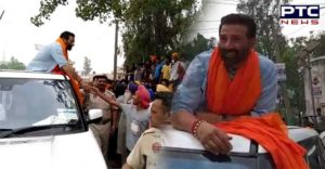 BJP candidate Sunny Deol road show during women Statement