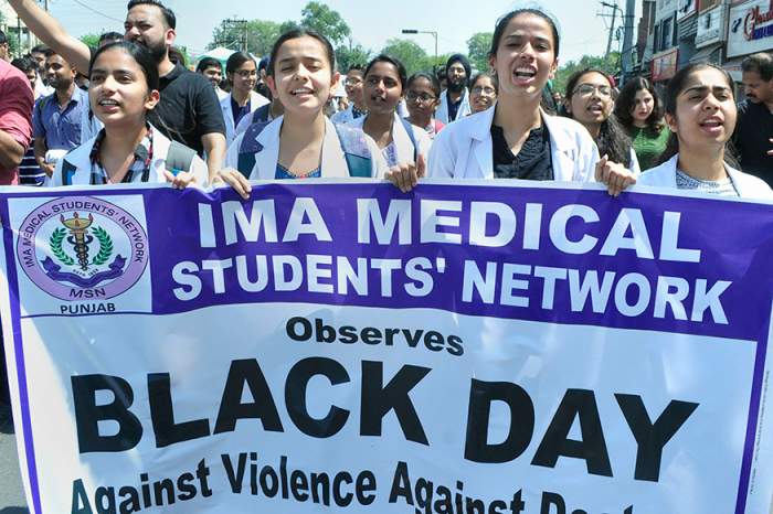 Doctors protest against assault of colleagues in Kolkata spreads to other parts of the country