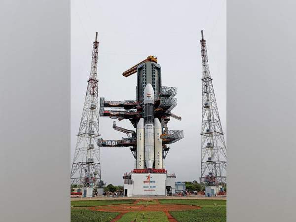 Chandrayaan-2 launch called off due to technical snag, ISRO to announce new date later