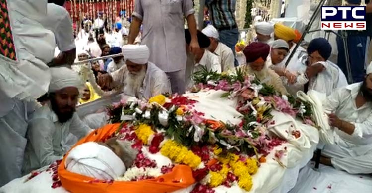 Thousands of people bid adieu to Baba Labh Singh Ji, watch video