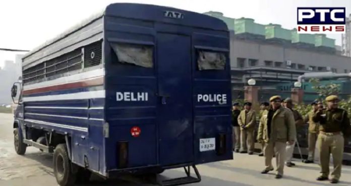 Delhi Police seized 150 kgs Afghan 'Heroin' worth Rs 600 crores, five people including two Afghanis arrested Delhi Police seized 150 kgs Afghan 'Heroin' worth Rs 600 crores, five people including two Afghanis arrested