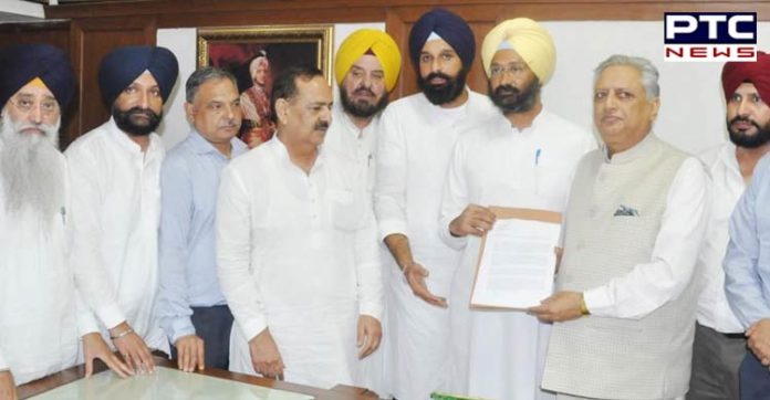 SAD files privilege motion for blocking its members from entering the Punjab Assembly SAD files privilege motion for blocking its members from entering the Punjab Assembly