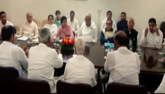 Congress Meeting 2 (1) Congress Meeting 2 (1)