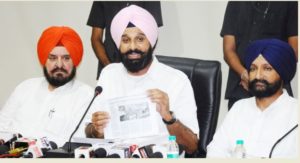 SAD condemns Cong govt for burdening State exchequer by appointing 6 mlas as Advisors