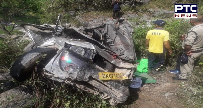 Uttarakhand: Three killed, six injured as car falls into gorge in Tehri Garhwal Uttarakhand: Three killed, six injured as car falls into gorge in Tehri Garhwal
