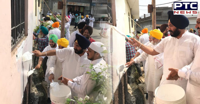 ਤਲਬੀਰ ਸਿੰਘ ਗਿੱਲ ਦੀ ਅਗਵਾਈ 'ਚ ਸੰਗਤਾਂ ਪਹੁੰਚੀਆਂ ਸੁਲਤਾਨਪੁਰ ਲੋਧੀ , ਰੰਗ-ਰੋਗਨ ਦੀ ਕੀਤੀ ਸੇਵਾ Talbir Singh Gill Under sangta reached Sultanpur Lodhi, Paint service