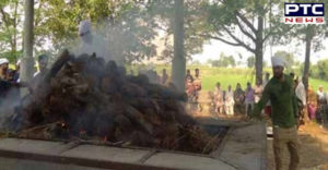 Punjabi singer Garry Sandhu mother today last cremation