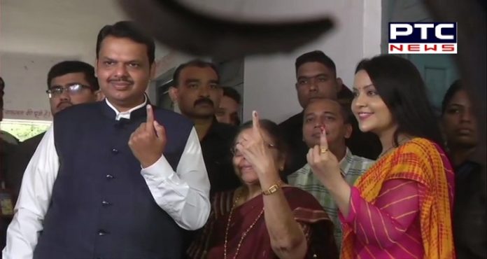Maharashtra Assembly Elections 2019: CM Devendra Fadnavis and family cast their vote in Nagpur Maharashtra Assembly Elections 2019: CM Devendra Fadnavis and family cast their vote in Nagpur