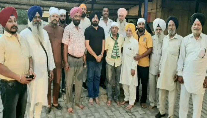 Satinder Toni 2 Satinder Toni 2