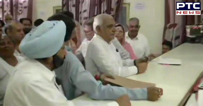 ਸਾਬਕਾ ਮੁੱਖ ਮੰਤਰੀ ਅਤੇ ਕਾਂਗਰਸੀ ਨੇਤਾ ਭੁਪਿੰਦਰ ਹੁੱਡਾ ਨੇ ਸਾਂਪਲਾ-ਕਿਲੋਈ ਸੀਟ ਤੋਂ ਭਰਿਆ ਨਾਮਜ਼ਦਗੀ ਪੱਤਰ Haryana Former CM And Congress leader Bhupinder Singh Hooda files his nomination from Garhi Sampla-Kiloi