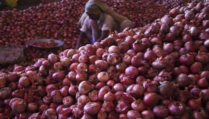 Onion prices bring tears to the common man, reach Rs 80 mark across country