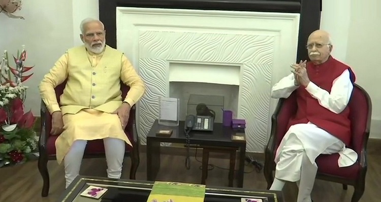 PM Modi meets senior BJP leader LK Advani on his 92nd birthday