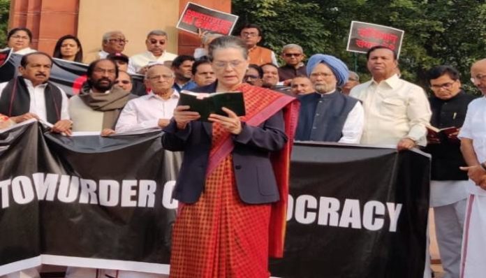 Sonia Gandhi (1) Sonia Gandhi (1)
