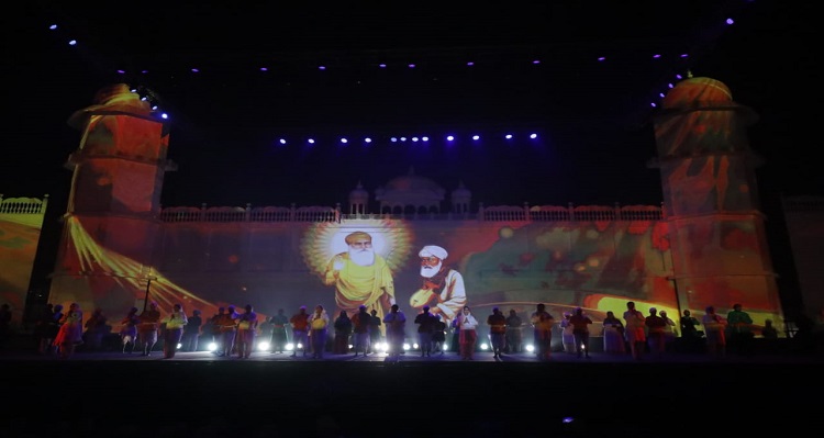 550th Parkash Purb: Huge response to Light and Sound show organised by SGPC in Sultanpur Lodhi [VIDEO]