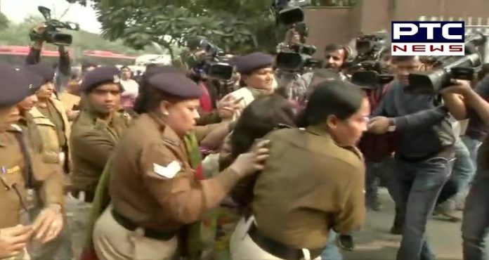 Protesting against Unnao rape case, woman throws petrol on her 6-year-old daughter Protesting against Unnao rape case, woman throws petrol on her 6-year-old daughter